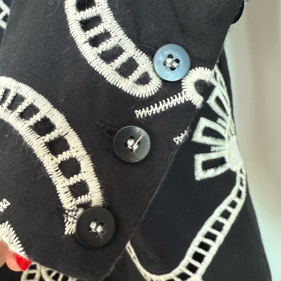 New FARM Rio Richelieu Faces Long Sleeve Mini Dress - Picture 6 of 7